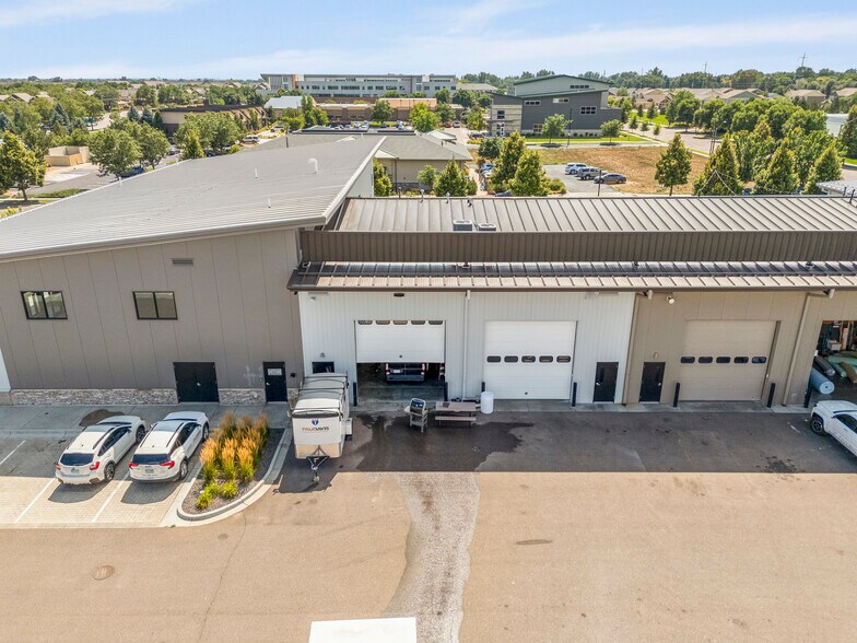 2026 Bear Mountain Dr, Fort Collins, CO for lease - Aerial - Image 2 of 11