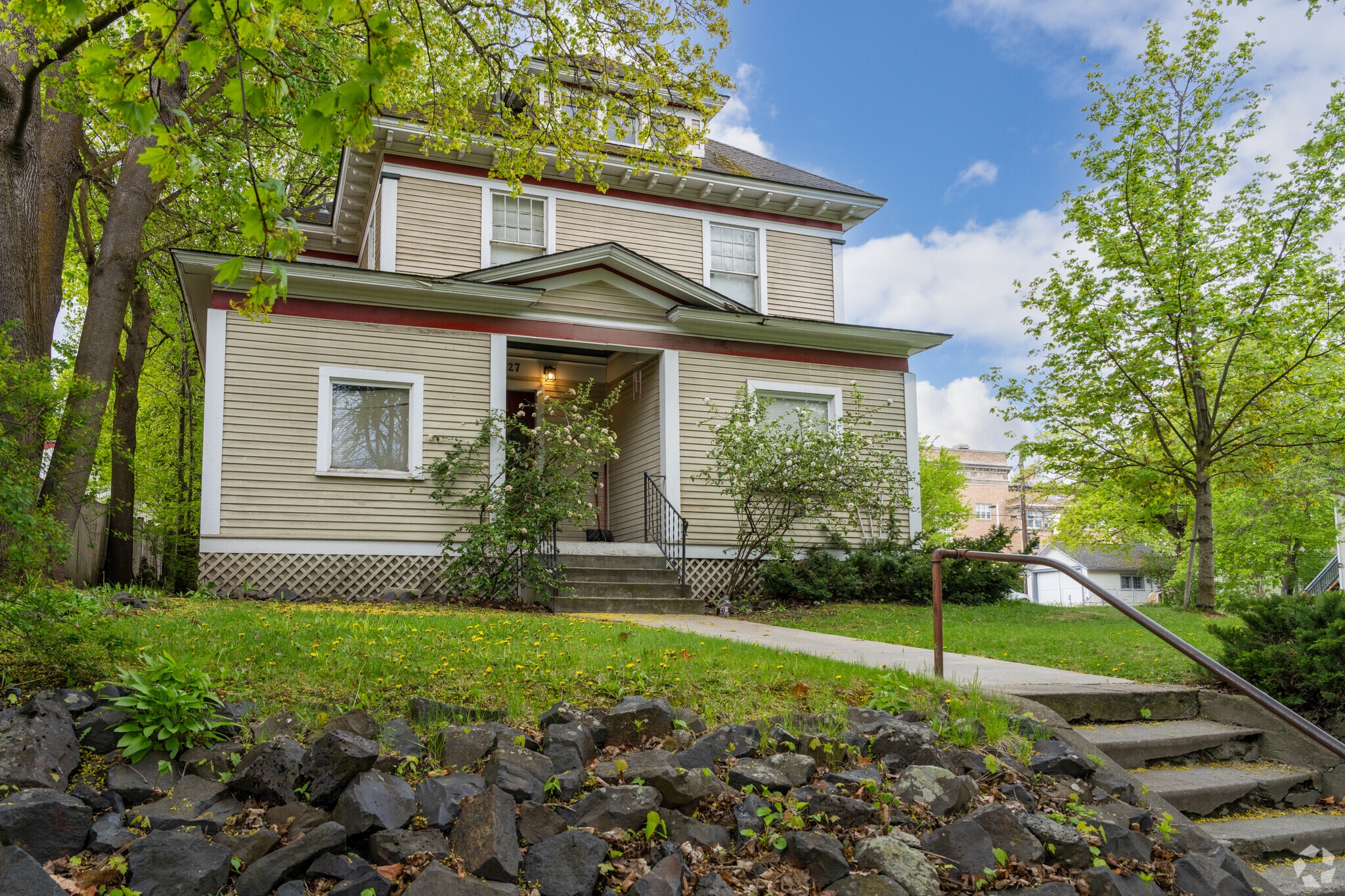 1427 W 7th Ave, Spokane, WA à vendre Photo principale- Image 1 de 6