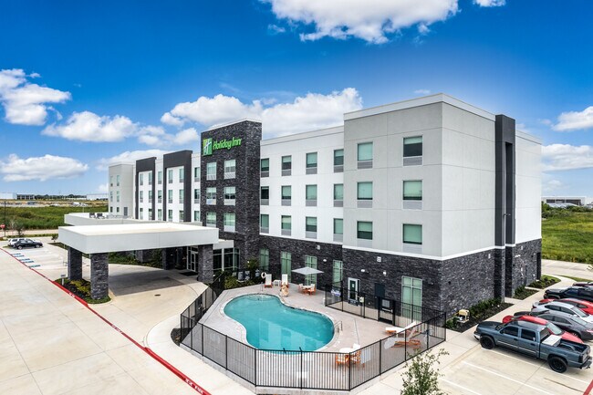 Plus de détails pour 11120 Moriah Dr, Fort Worth, TX - Commerce de détail à louer
