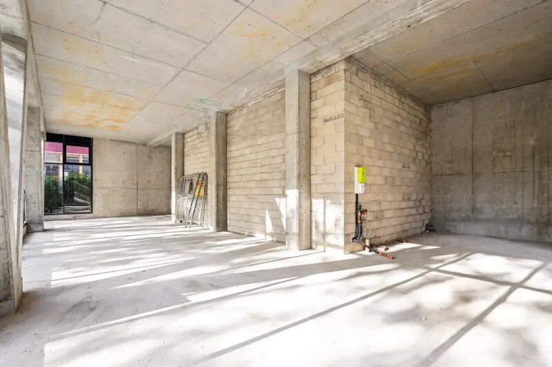 Immeuble residentiel dans L'île-Saint-Denis à vendre - Photo de construction - Image 2 de 14