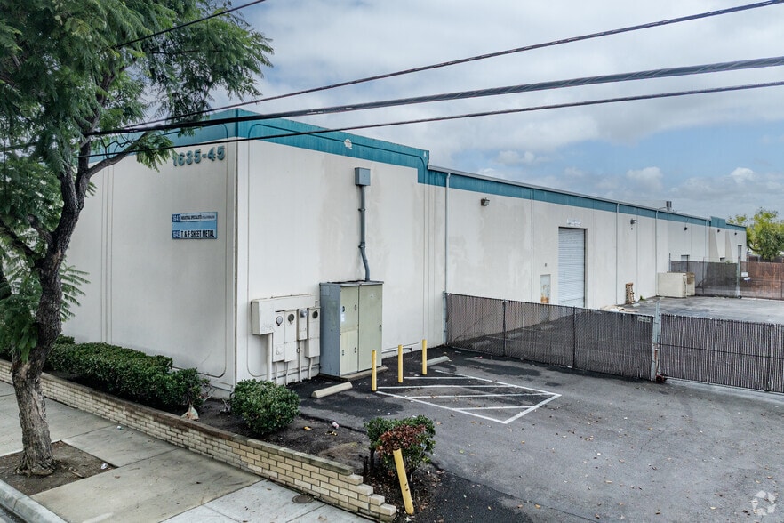1635-1645 E Del Amo Blvd, Carson, CA for sale - Building Photo - Image 3 of 7