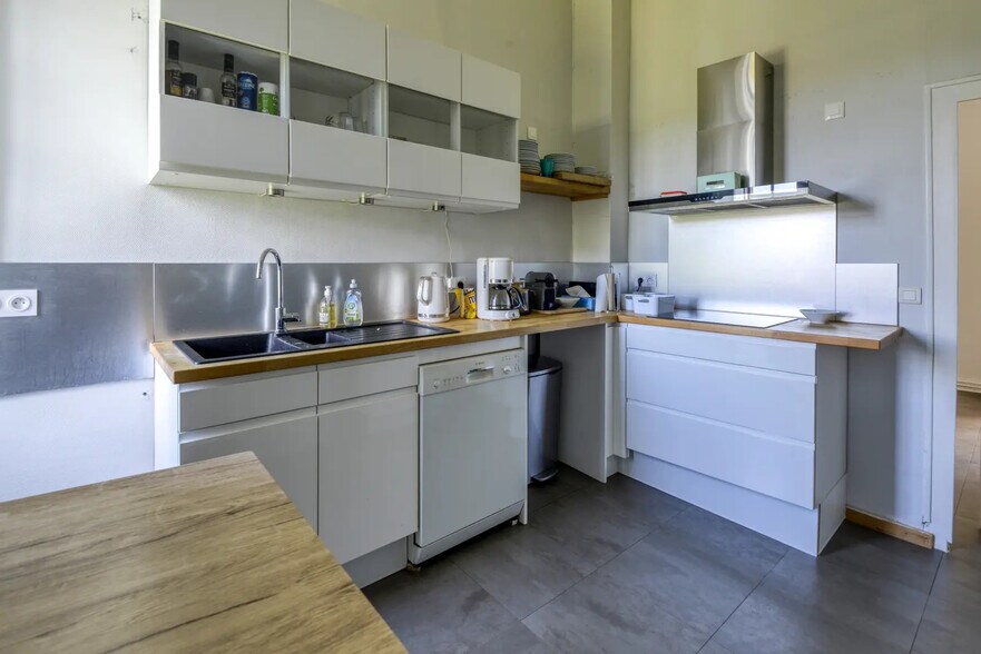 10 Rue Du Bois Briand, Nantes à louer - Photo du bâtiment - Image 3 de 12