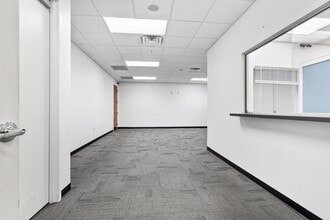 19 Baker Ave, Poughkeepsie, NY for lease Interior Photo- Image 2 of 11