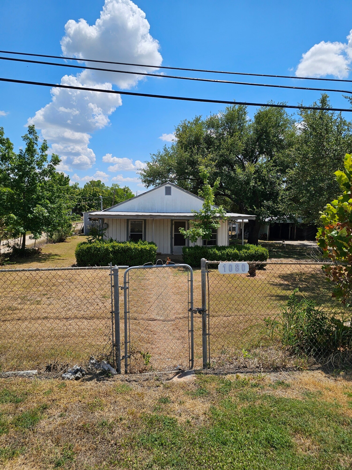 1080 W Goforth Rd, Buda, TX à vendre Photo du bâtiment- Image 1 de 6