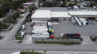 Plus de détails pour 2424 NW 46th St, Miami, FL - Industriel/Logistique à louer