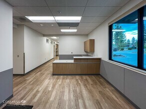 2255 NW Shevlin Park Rd, Bend, OR for lease Interior Photo- Image 1 of 10