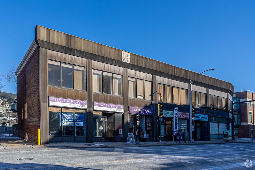 282 Centre St, Newton, MA à louer - Photo du bâtiment - Image 3 de 4