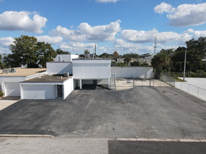 2513 Industrial Blvd, Orlando, FL à louer - Photo du bâtiment - Image 2 de 13