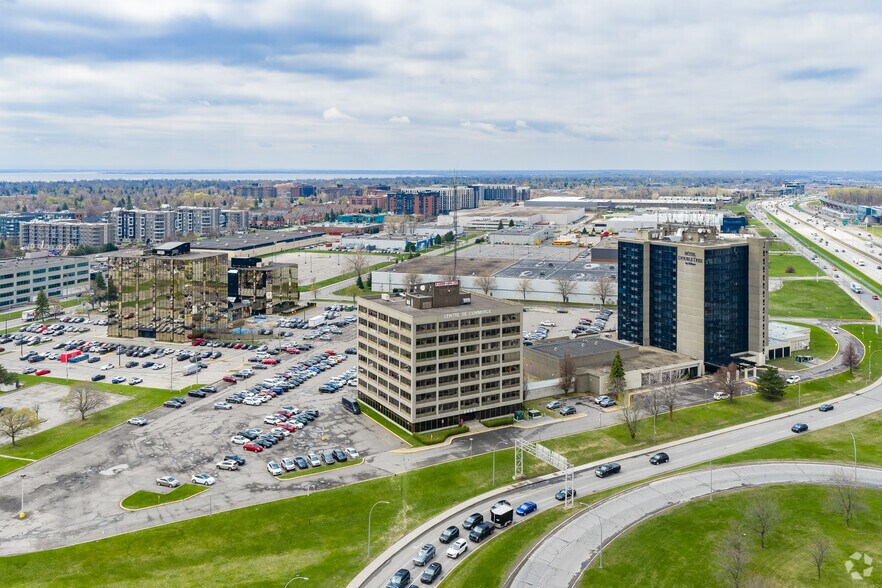 6600 Rte Transcanadienne, Pointe-claire, QC à louer - Aérien - Image 3 de 3