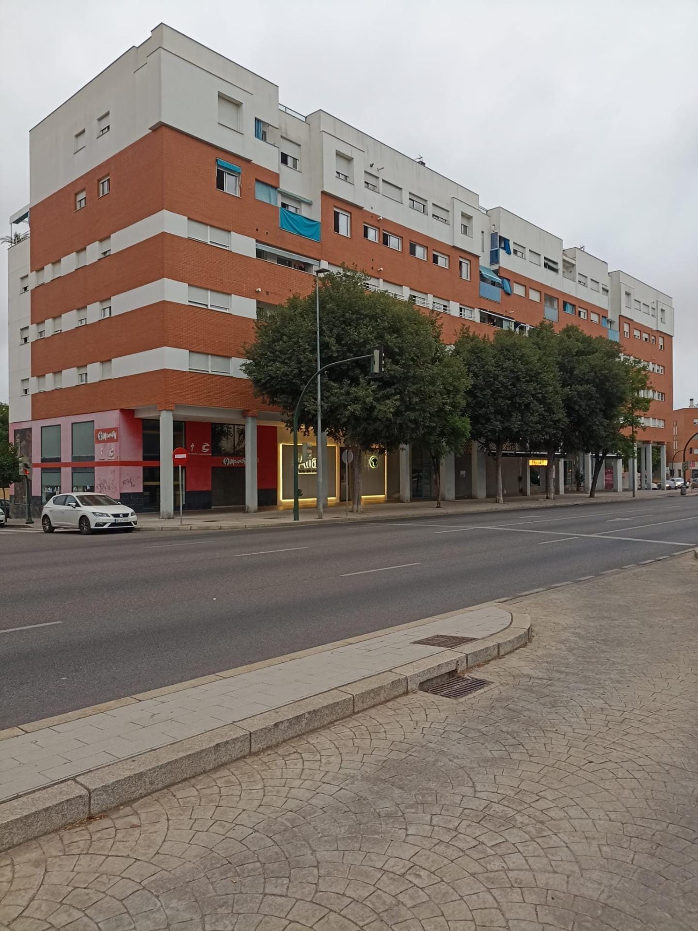 Retail in Córdoba, Córdoba for lease Building Photo- Image 1 of 6