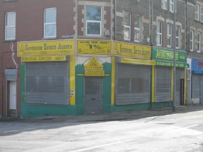 298-300 Holton Rd, Barry for lease - Primary Photo - Image 1 of 2