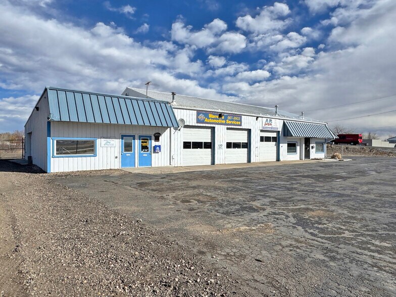 1325 S Saint Louis Ave, Loveland, CO à vendre - Photo du bâtiment - Image 2 de 29