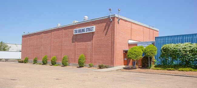 Plus de détails pour 750 Boling St, Jackson, MS - Local d'activités à louer
