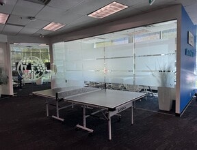 8525 Baxter Pl, Burnaby, BC for lease Interior Photo- Image 2 of 3