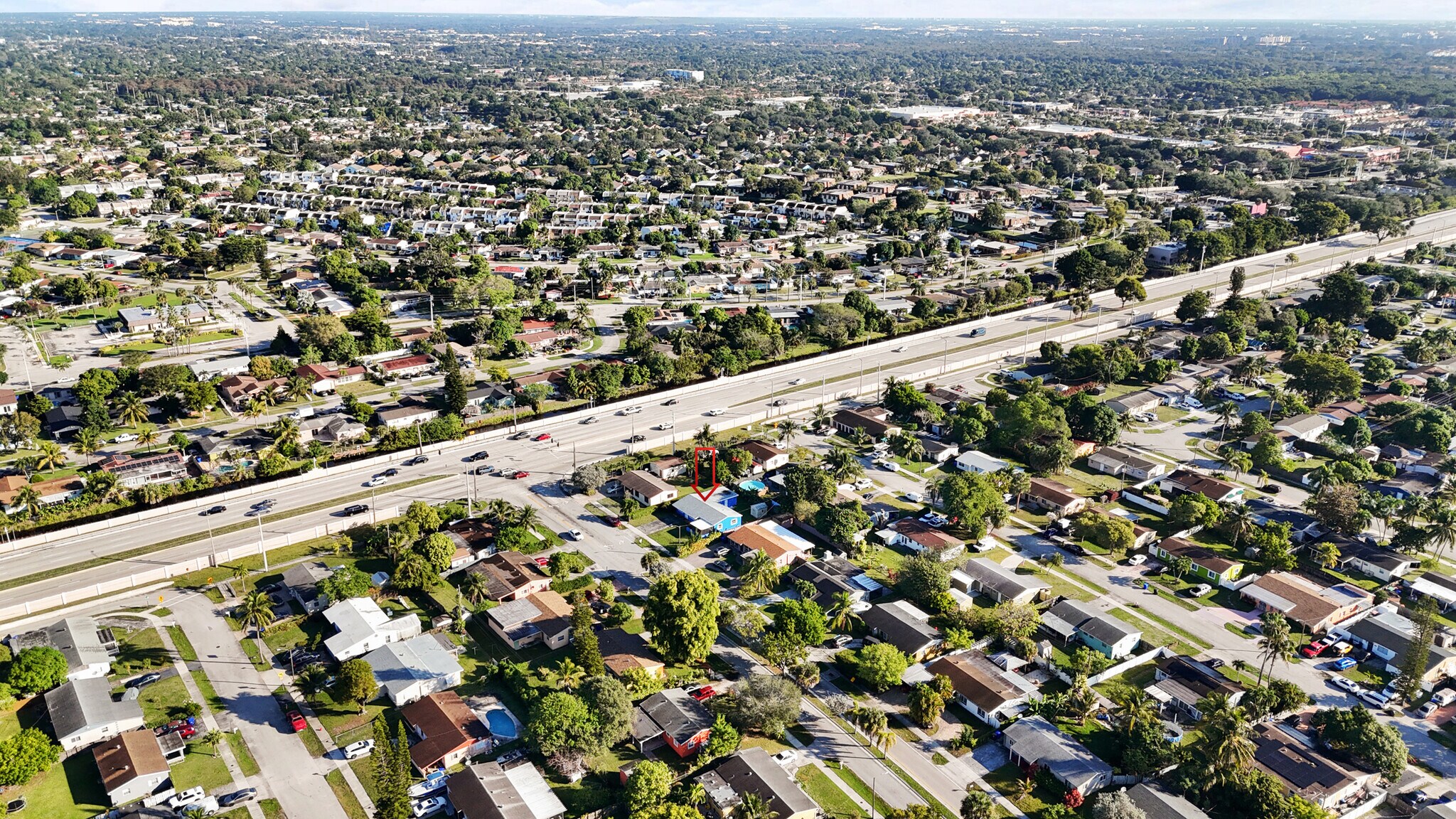 1510 SW 68th Ter, North Lauderdale, FL for sale Primary Photo- Image 1 of 41