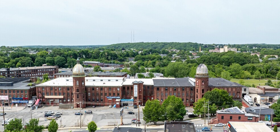 118-122 Manton Ave, Providence, RI à louer - Photo du bâtiment - Image 2 de 17