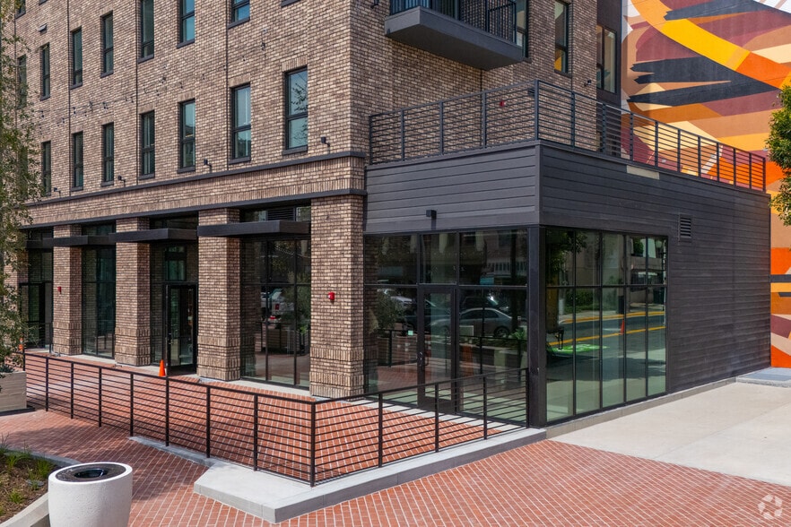 401 N Main St, Santa Ana, CA for lease - Building Photo - Image 3 of 5