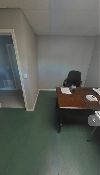 9966 Samuel Rd, Carterville, IL à vendre - Photo intérieure - Image 2 de 28