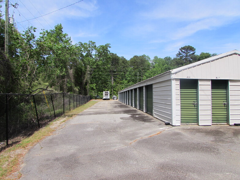 1210 GA-16, Newnan, GA à vendre - Photo du bâtiment - Image 3 de 14