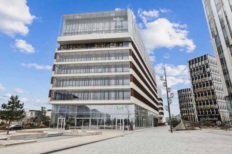 1 Esplanade Miriam Makeba, Villeurbanne for lease - Building Photo - Image 1 of 12