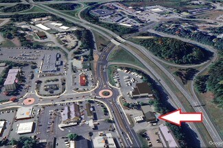 Plus de détails pour 1049 N Main St, White River Junction, VT - Commerce de détail à vendre