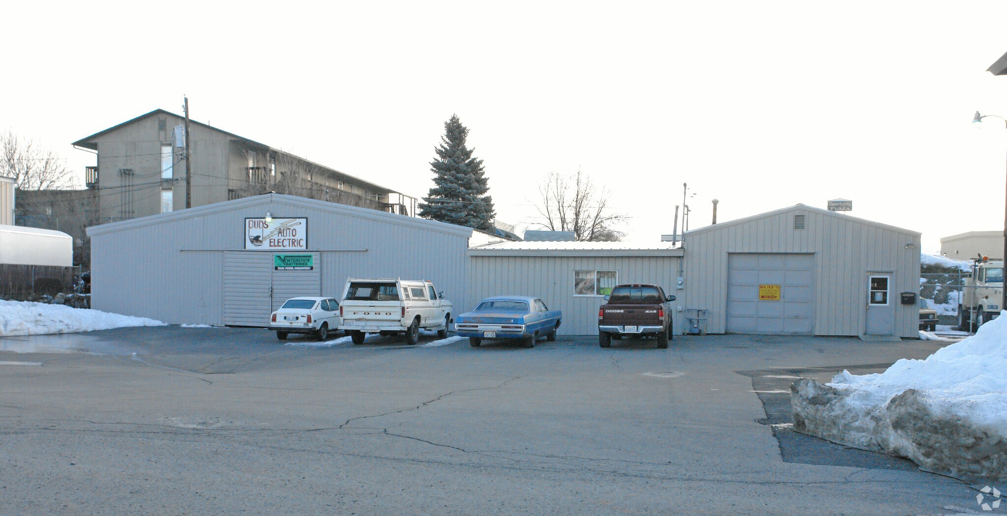 100 N Houk Rd, Spokane Valley, WA à louer Photo principale- Image 1 de 5