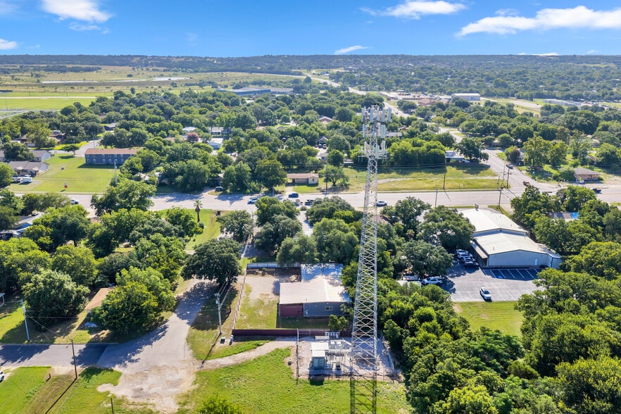 201 W 9th St, Burnet, TX à vendre - Aérien - Image 3 de 34