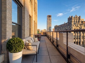 386 Park Ave S, New York, NY à louer Photo intérieure- Image 2 de 3