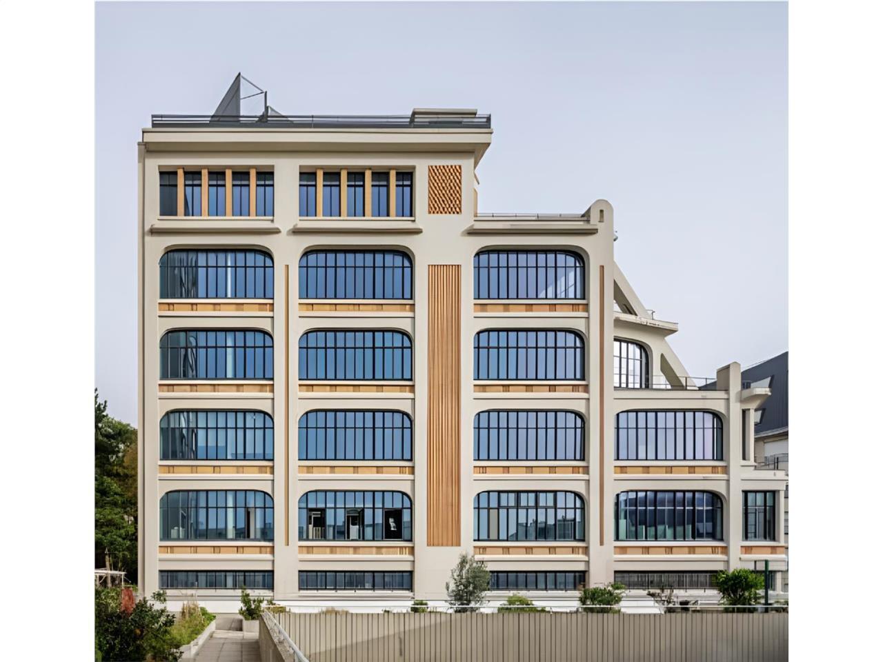 Office in Paris for lease Building Photo- Image 1 of 24
