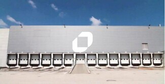 Plus de détails pour 2 Rue Blaise Pascal, Vaulx-Milieu - Industriel à louer