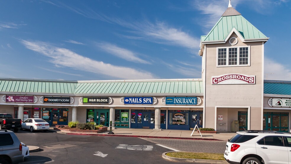 901 N Carpenter Rd, Modesto, CA à louer - Photo du bâtiment - Image 3 de 16