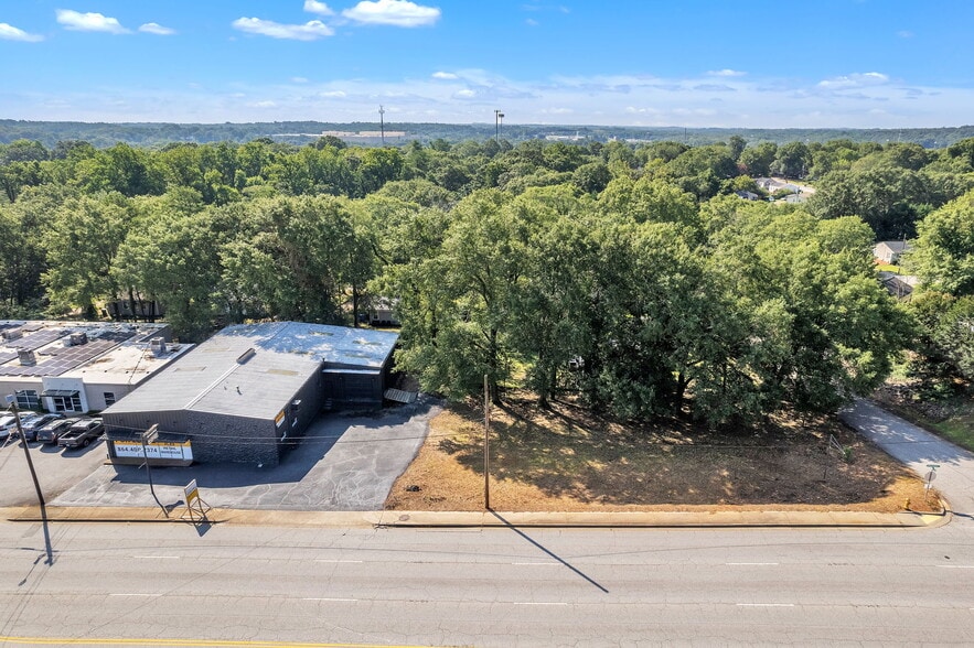 1253 S Pleasantburg Dr, Greenville, SC for sale - Building Photo - Image 3 of 19