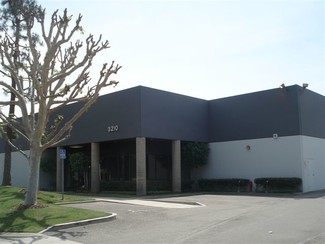 Plus de détails pour 3210 S Croddy Way, Santa Ana, CA - Industriel à louer