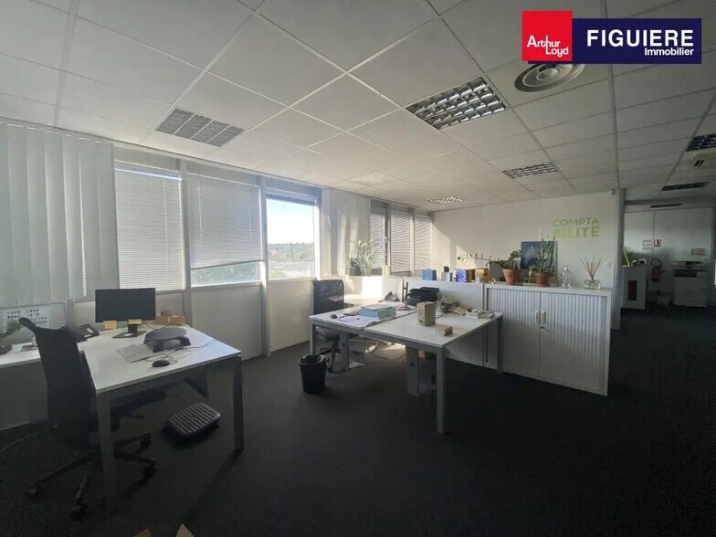 900 Rue André Ampère, Aix-en-Provence à louer - Photo intérieure - Image 3 de 21