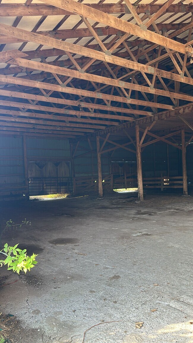 Plus de détails pour 7076 5th Side Rd, Innisfil, ON - Industriel à louer