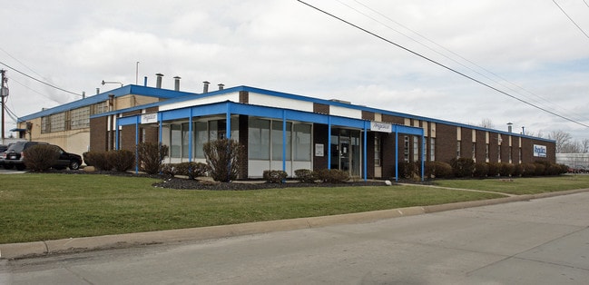 Plus de détails pour 1820 Iowa Ave, Lorain, OH - Industriel à vendre