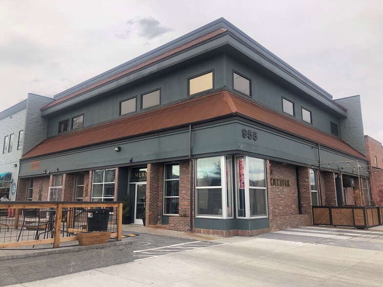 955 S Virginia St, Reno, NV for sale - Primary Photo - Image 1 of 12