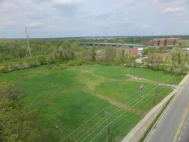 8754-8764 S Archer Ave, Willow Springs, IL à vendre - Photo du bâtiment - Image 2 de 11
