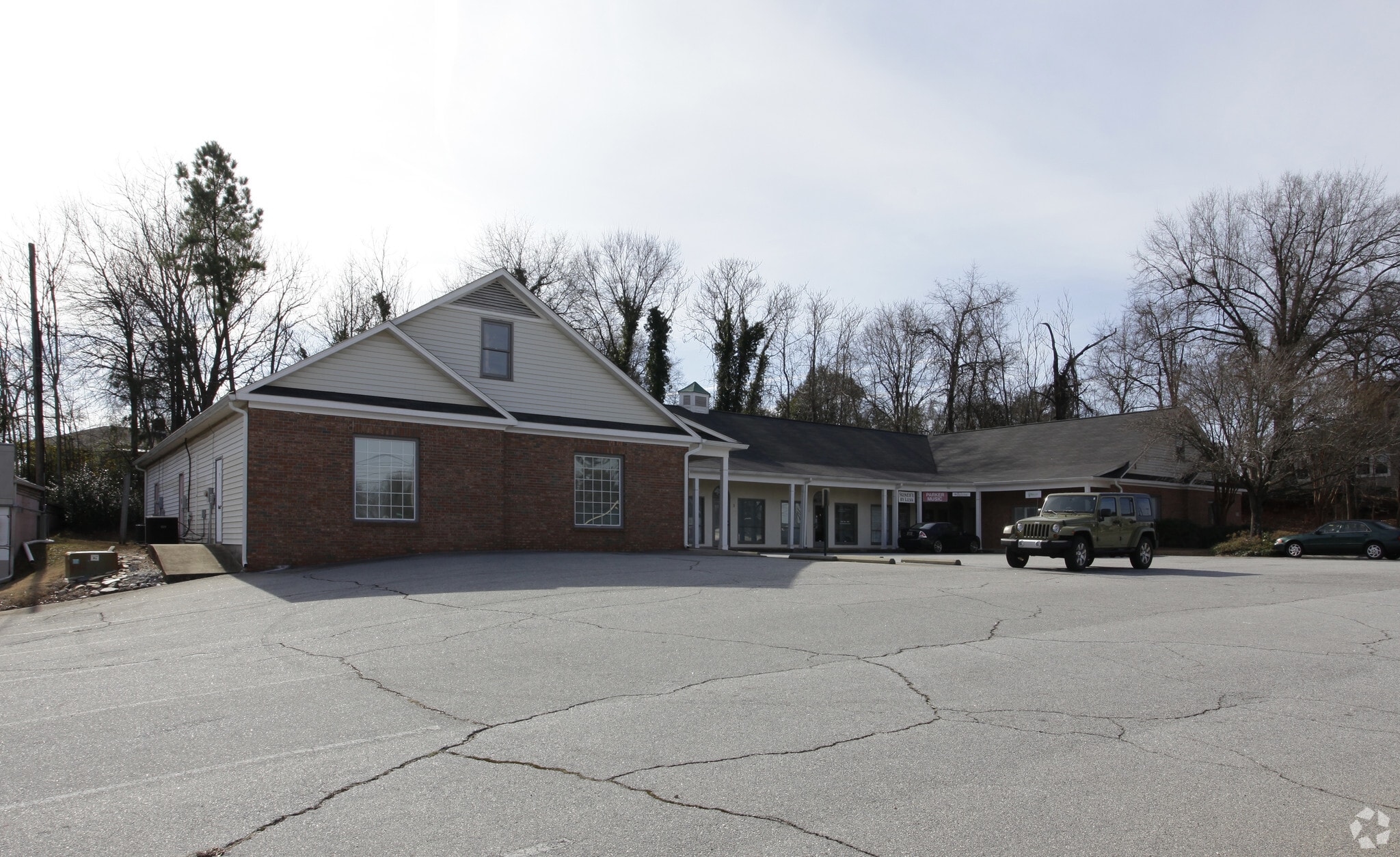 1622 E North St, Greenville, SC for lease Primary Photo- Image 1 of 10