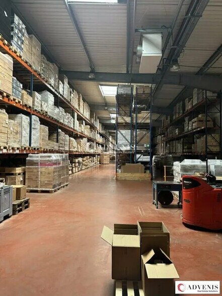 Flex in Bruges for lease - Building Photo - Image 2 of 4