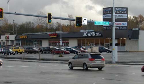 410-526 E College Way, Mount Vernon, WA à louer - Photo principale - Image 2 de 3