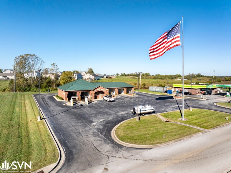 1042 Bypass S, Lawrenceburg, KY à vendre - Photo du bâtiment - Image 2 de 25