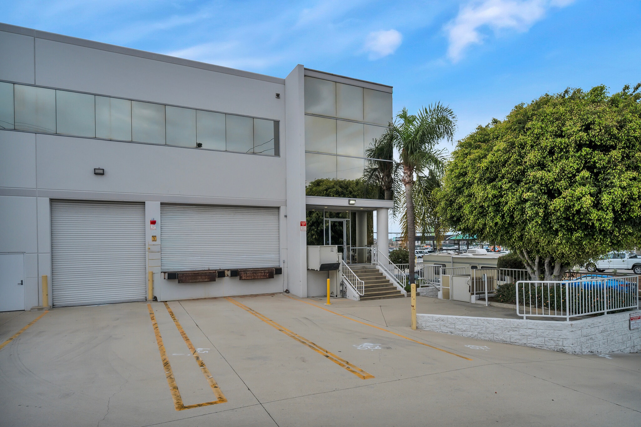 8701 Bellanca Ave, Los Angeles, CA à louer Photo intérieure- Image 1 de 7