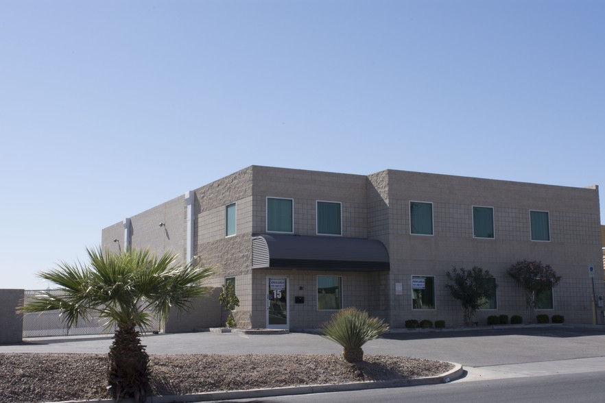 15 W Brooks Ave, North Las Vegas, NV for sale - Building Photo - Image 1 of 1