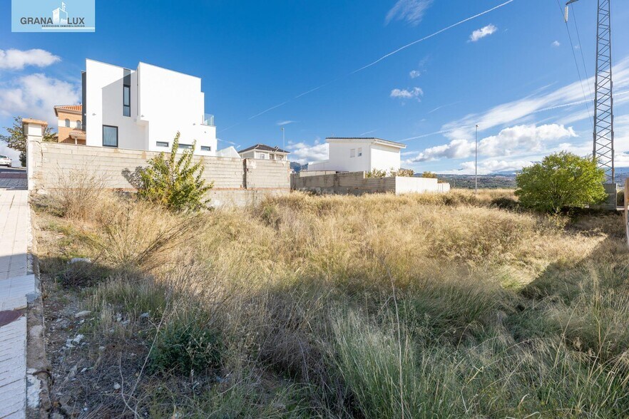 Avenida Cerro Alfonsico, 20, Peligros, Granada à vendre - Photo du bâtiment - Image 2 de 18