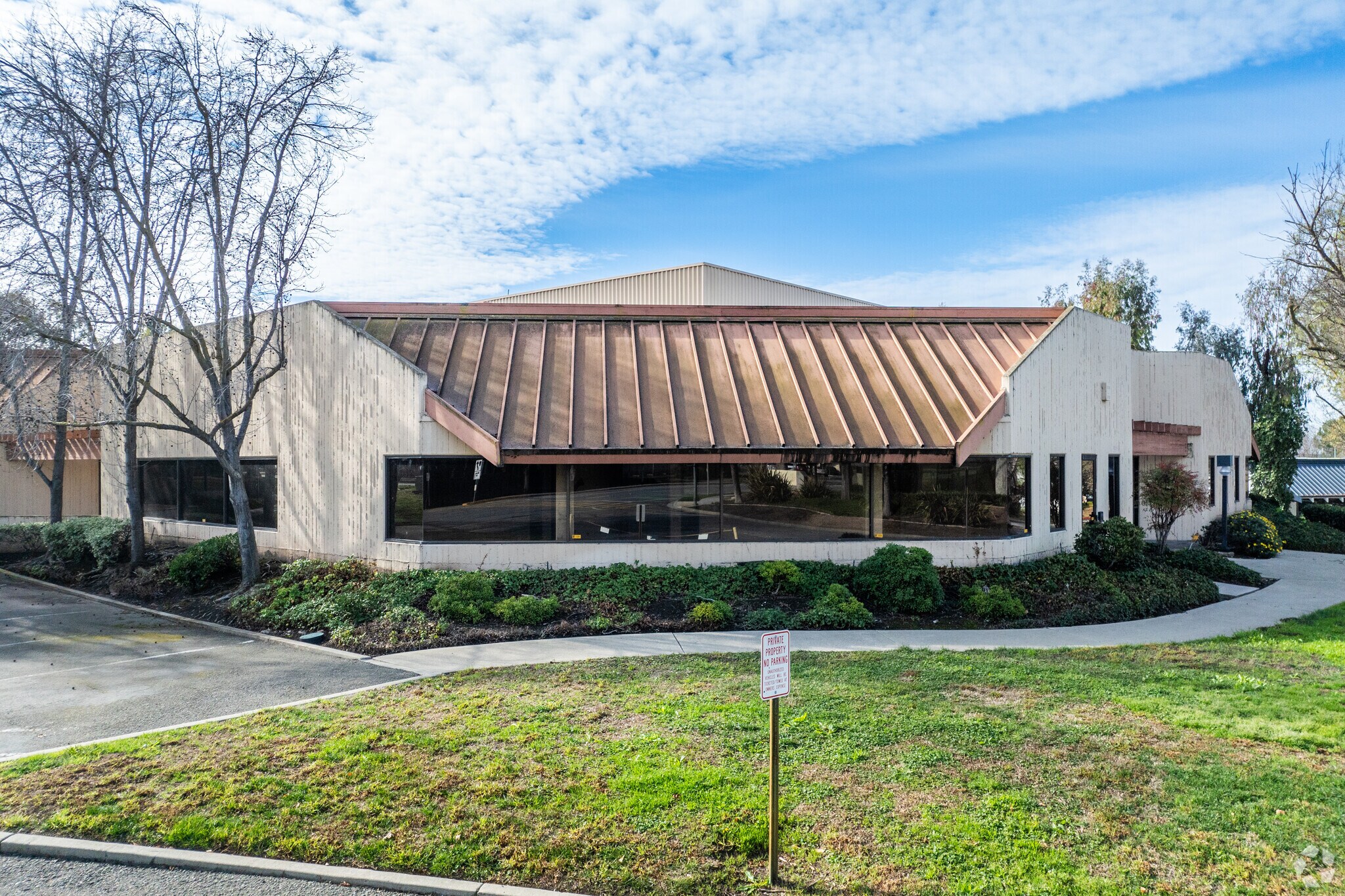47531 Warm Springs Blvd, Fremont, CA for lease Primary Photo- Image 1 of 6