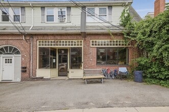 86 Trapelo Rd, Waltham, MA à louer Photo intérieure- Image 1 de 8