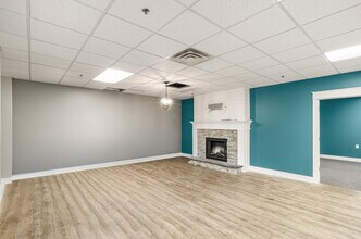 2850 Cutters Grove Ave, Anoka, MN for lease Interior Photo- Image 2 of 19
