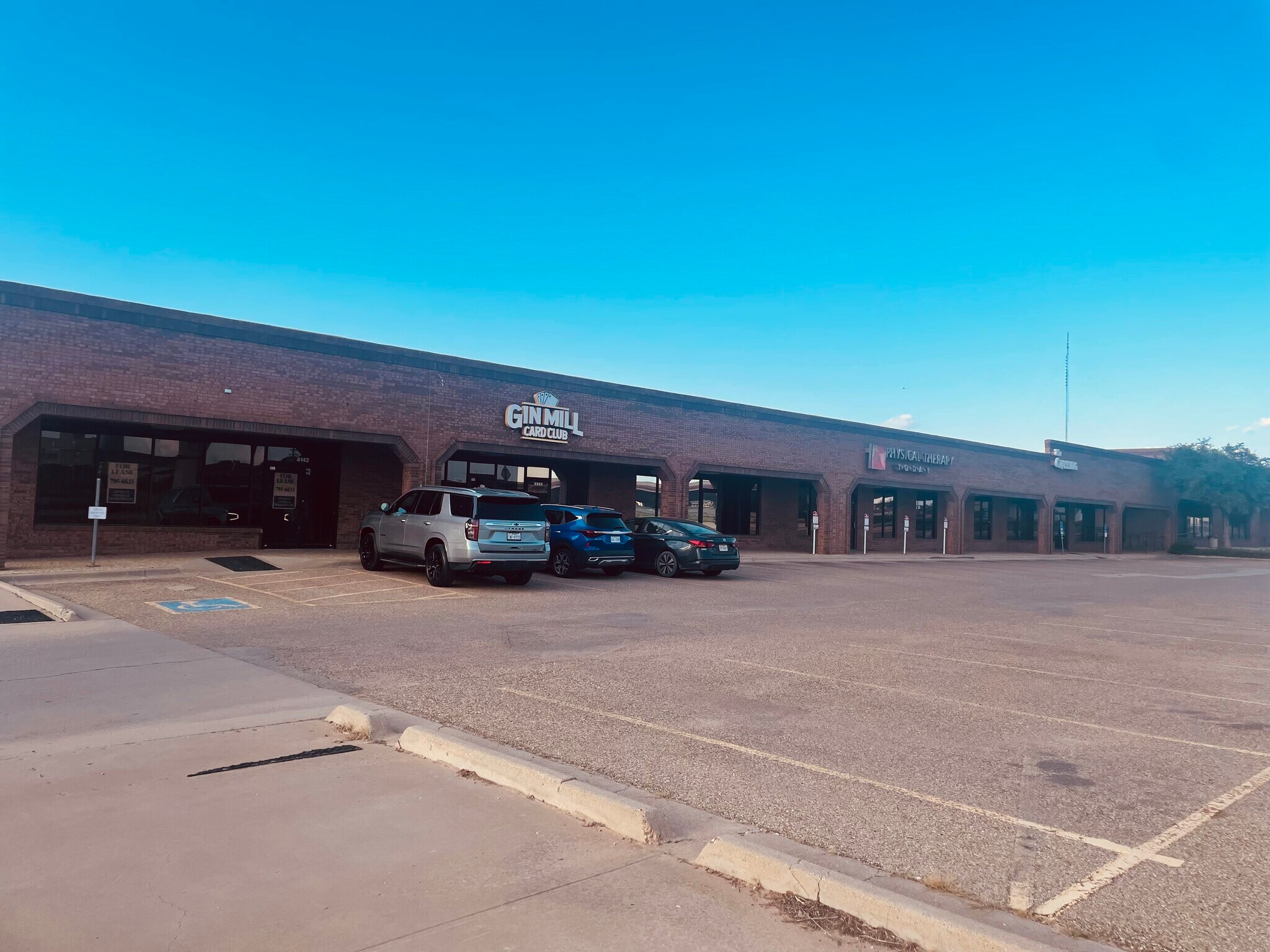 4130-4144 19th St, Lubbock, TX for lease Building Photo- Image 1 of 4