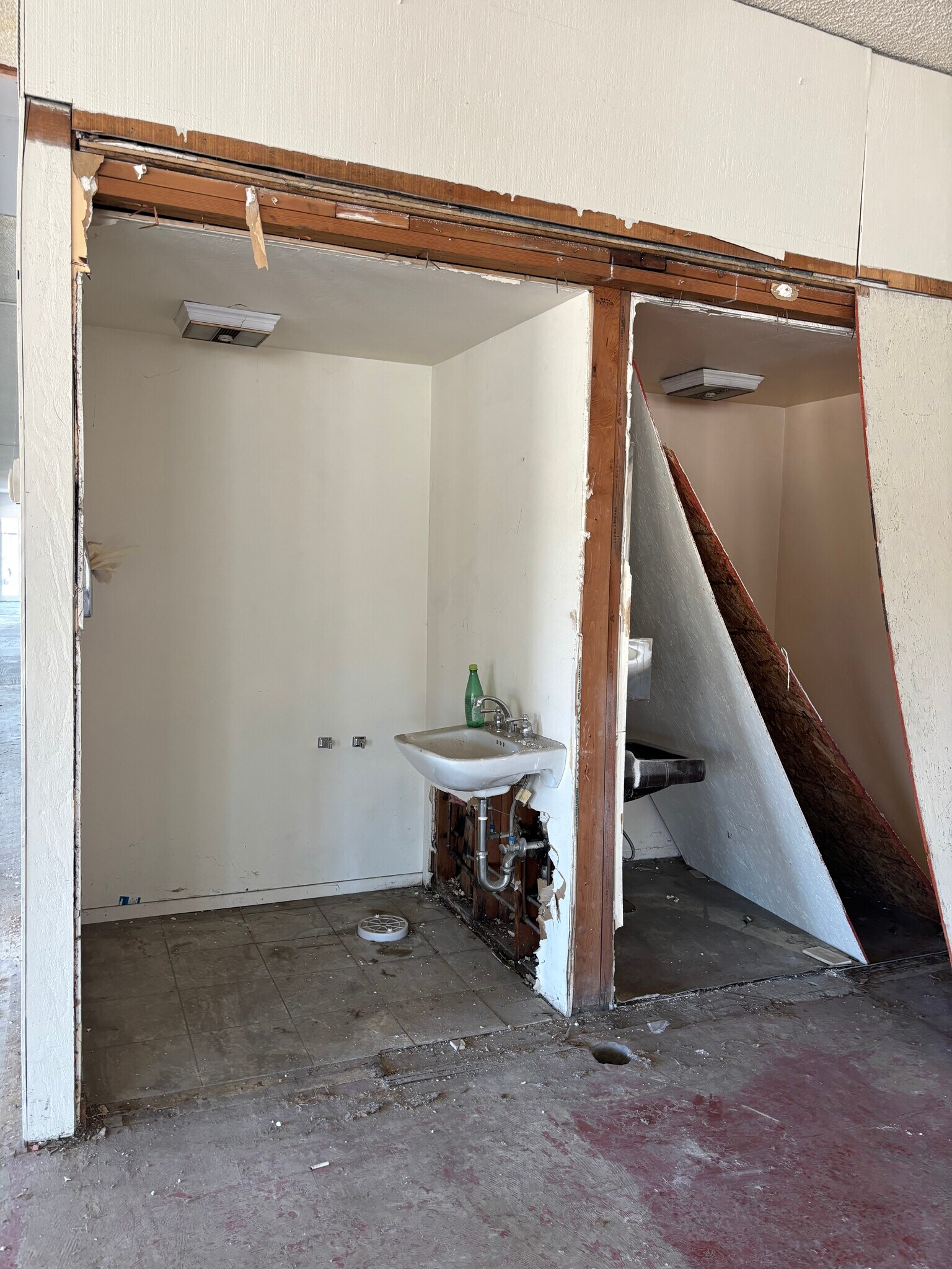 6891-6893 Village Pky, Dublin, CA for lease Interior Photo- Image 1 of 13